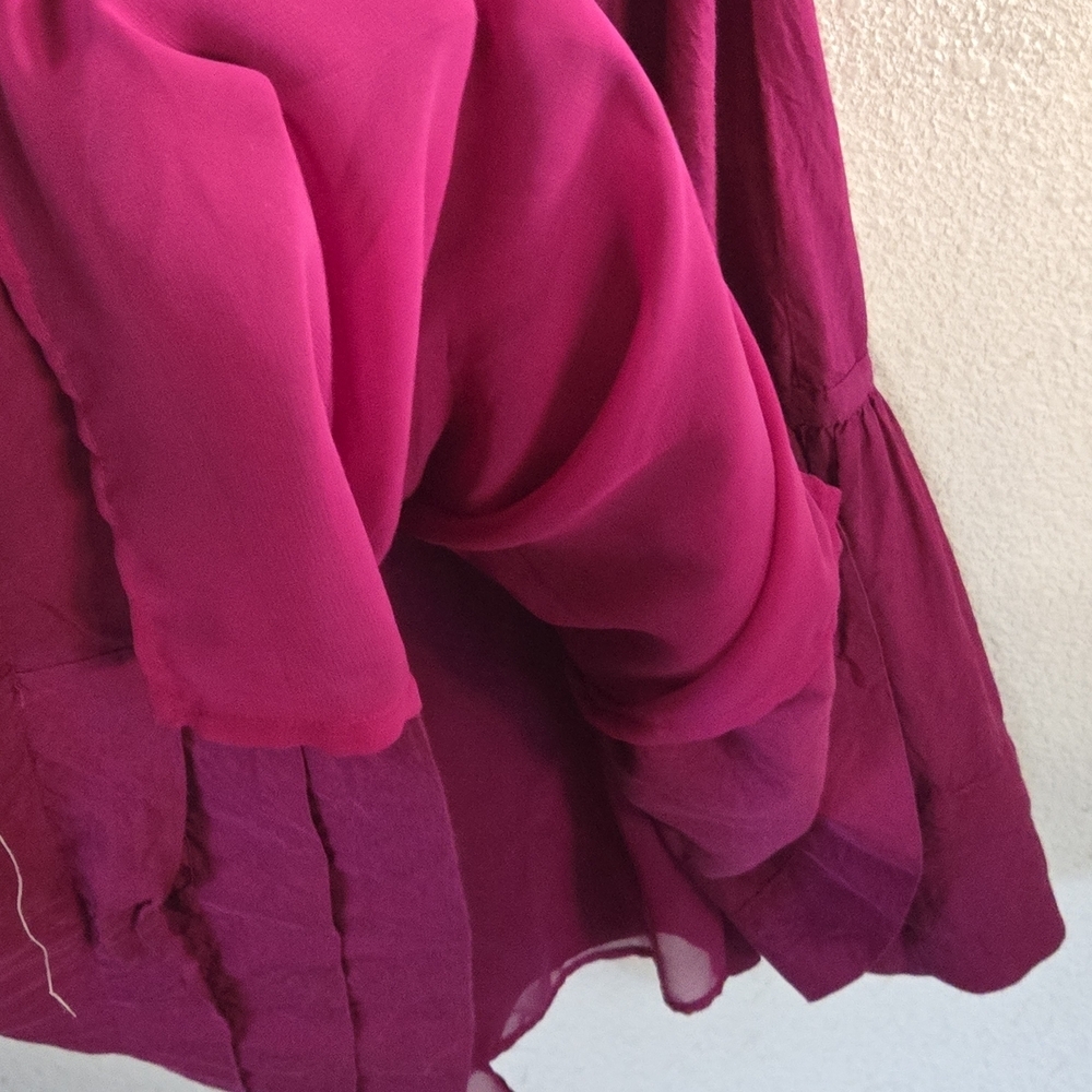 Gap Raspberry Tiered Ruffled Dress. - Picture 9 of 10